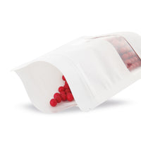 Doypack kraft con finestra trasparente bianco — Vista dettaglio della finestra trasparente per la presentazione del contenuto
